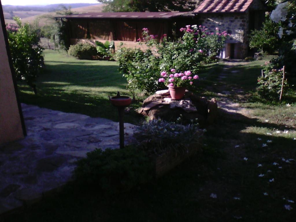 Agriturismo Podere Micitto Usi Exteriör bild