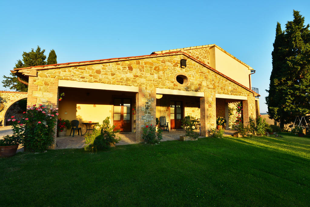 Agriturismo Podere Micitto Usi Exteriör bild